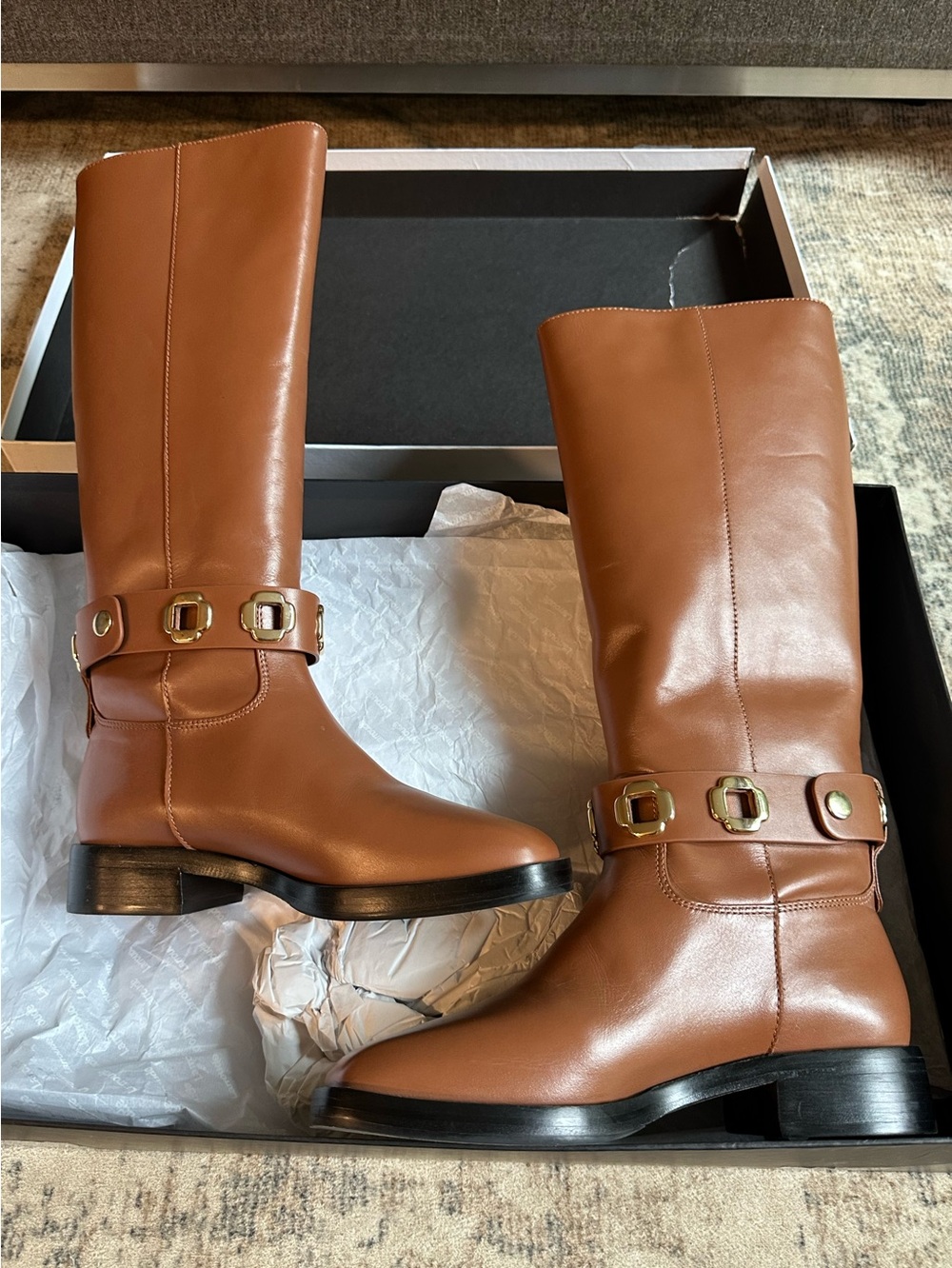 Larroudé Milan Flat Boots Caramel Leather Gold Hardware Knee High NIB - Picture 6 of 8
